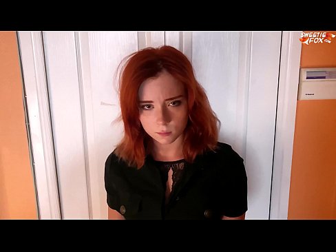 ❤️ Ghearr Garda Slándála Pionós ar Bhean Réidh as Siopadóireacht - Cum I mBéil ❤️ Sluts linn ﹏